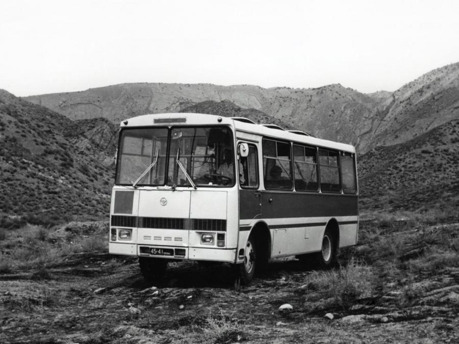  ПАЗ-3204 Опытный 1973 года  (фото 4 из 6)